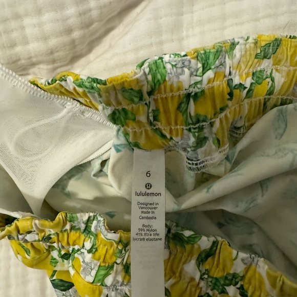 Lulu Lemon Shorts - Picture 3 of 3